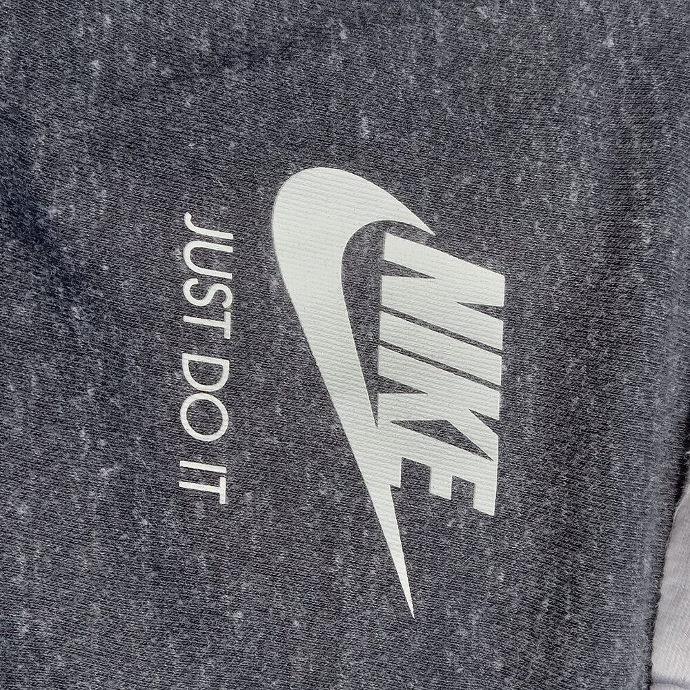 Nike hoodie for ladies Size XL